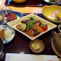 美濃吉 京王新宿店 - 松茸御膳配膳