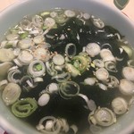 大味 - チャーハンのワカメスープ