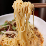 SHIBIRE NOODLES 蝋燭屋 - 【9/26まで】冷やし担々麺（1180円）＋半ライス（100円）
      