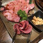 焼肉トラジ - 