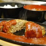 大衆肉料理 久兵衛 - A5黒毛和牛100％ハンバーグ定食 1059円