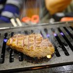 大衆肉料理 久兵衛 - 厚切りタン元ステーキ