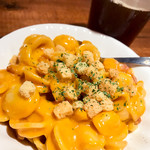 リパブリュー - オマール海老のマックンチーズ (\930)