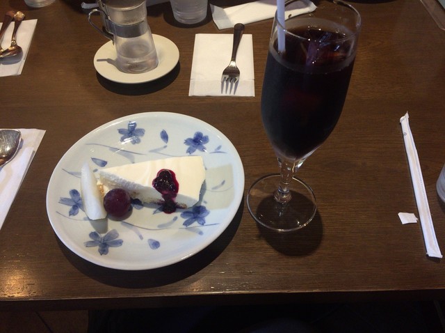 桜亭 香春口三萩野 カフェ 食べログ