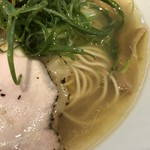 Japanese Soba Noodles 蔦 - サーモン×貝×魚介の塩スープ