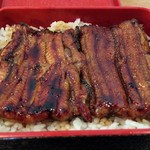 鳥峰うなぎ店 - 大きさも変わらず