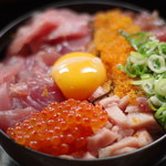 満る市寿司 - 