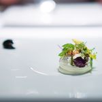 Valinor - フロマージュブラン、 ペカンナッツ、 山梨のセミドライのピオーネ