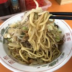 Ichiraku Ramen - 太麺と書いてあるけど中麺かな〜