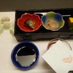 ホテル飛鳥 - 前菜。サンマ甘露煮、烏賊白味噌和え、カボチャのカステラ焼き。栗のコーヒー煮。どれも美味しい！(*_*)