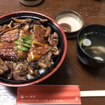 中洲 鰻冨 - 鰻丼「並（2139円：税込）」・・肝吸い・奈良漬付。