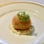 洋食 つばき - 北海道毛蟹クリームコロッケ