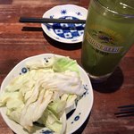 Sumibiyakitori Dogen - お通し&緑茶ハイ