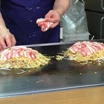 お好み焼 高田 - 焼いてるけどデカくねぇ？