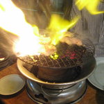 炭火焼 ゆうじ - 恐るべき火力（台風バージョン）