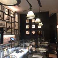C:GRILL - 店内