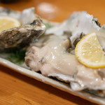 光寿司 - 2018.9 カラ付カキ（1ヶ 250円）厚岸産