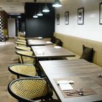 CAFE&BRASSERIE ALLAMANDA - 内観
