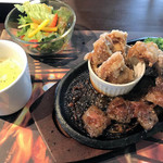 薪焼きハンバーグと厚切りステーキ　薪たま - 