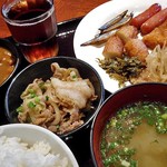 ホテルサンデイズ鹿児島 - 朝食バイキング（１泊目に取った料理）