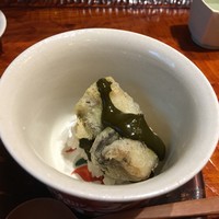 竹ざき - 鮑そば粉天ぷら肝ソース　蒸寿司