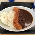 Katsuya - カツカレー梅 キャベツの千切りが！