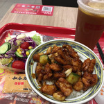 和合谷 - 和合谷动物园店(宮保鸡丁饭、サラダドリンクセット)