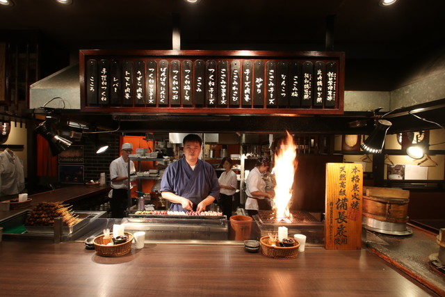 三日仕込み五回炙りのかわ串と190円ハイボール 酉や喜兵衛 仙台店 - 勾当台公園（焼き鳥）の写真
