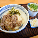 ふる里うどん  - 肉ぶっかけ冷とぶっかけ出汁と薬味