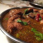 サンバレーホテル - マドゥライホームスタイルチキンカレー