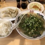 Zen - ラーメン・水餃子・ライスセット、サラダ付