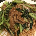 慶楽 - 牛肉炒麺