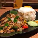 タイ料理＆アジアンダイニング スパイスリップ - 鶏挽肉のバジル炒め（パッ・ガパオ・ガイ）