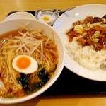 台湾料理 元祥 - ラーメンセット 780円