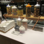 Lufthansa Senator Lounge - フード１