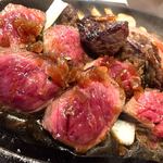 薪焼きハンバーグと厚切りステーキ　薪たま - 