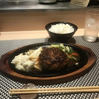 和食鉄板 銀座 朔月 - 自家製和牛ハンバーグ（９５０円）