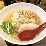 麺屋 翔 本店 - 香彩鶏だし味玉塩ラーメン（890円）