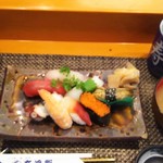 玄海鮨 - セットの貝汁とサービスの茶碗蒸し