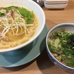 布施 細見商店 - 焼豚丼セット（￥300）・辛味噌ラーメン（2辛）（￥850）