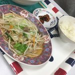 つどい亭 - 野菜炒めアップ