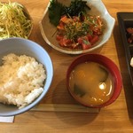 ぢょいふる - 本まぐろユッケ定食（￥750）