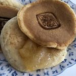 LAWSON - 金農パンケーキ…りんごジャムがサンドされています