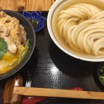純愛うどん なでしこ - 親子丼セット（￥842）