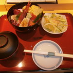 Sushidokoro Misaki - 海鮮丼1580円デフォルト