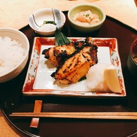 伊豆の旬 やんも 丸の内店 - 