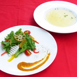 カフェ リスタ - 選べるドレッシングのサラダ＆スープ