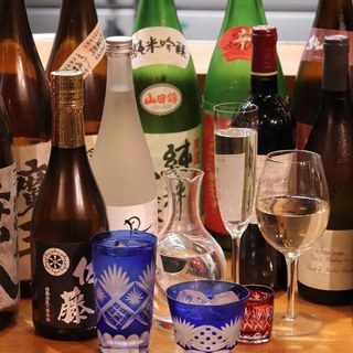 日本酒・焼酎・ワインそれぞれにこだわりを持っております。