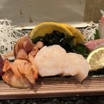 Kaisensushi Dokoro Uoichi - 赤貝と帆立