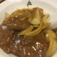 横浜中華街 北京飯店 - 中華風のカレーライス、牛肉がやわらかくて、ウマッ。